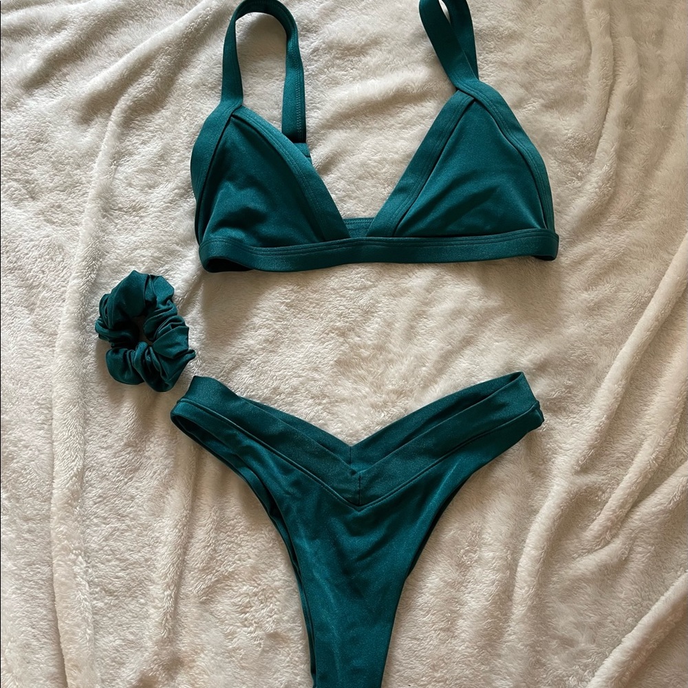 ONEONE SWIMWEAR
